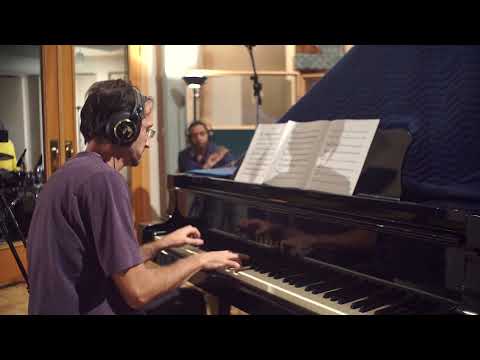 Jeremy Ledbetter Trio - "Mais Um"