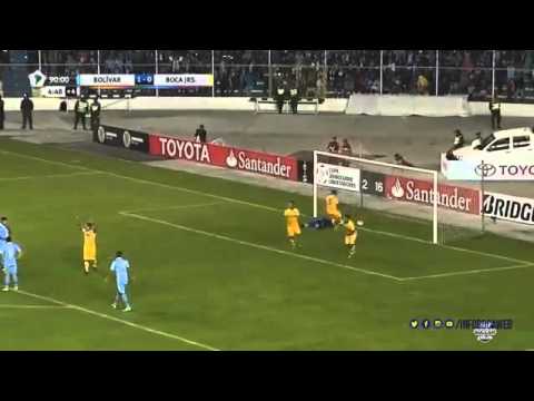 Gol de Carrizo de tiro libre ante Bolívar.