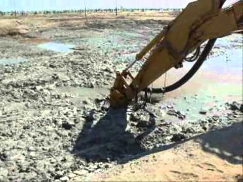 Dragflow Heger HY 85 and HY 85 with cutters pumping mud HD