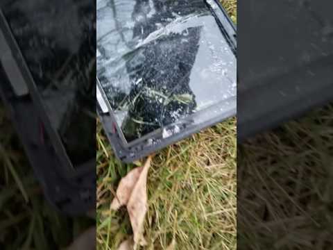 Destroy my old broken tablet