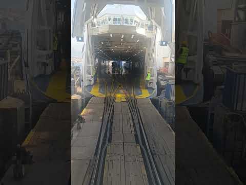 InterCity Notte 1961 Roma Termini - Palermo Centrale, manovre di sbarco a Messina.