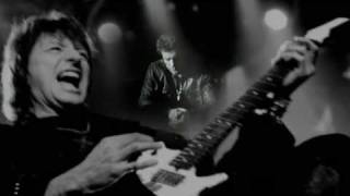 Whole Lot Of Leavin’