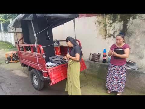 Hermana Rosa y Maria Isabel predicando en aldea san Luis san Sebastian Retalhuleu Guatemala 