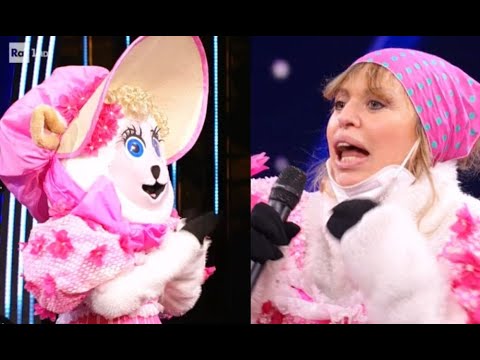 Il Cantante Mascherato: Pecorella è Alessandra Mussolini, le parole sulla Fialdini