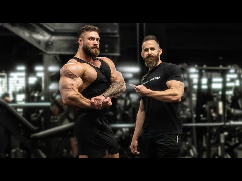 5 Weeks to Olympia: Chris Bumstead's Chest Day with Joe Bennett