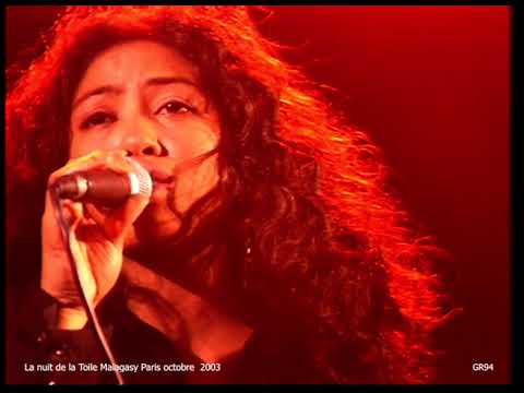 MBOLATIANA -Mpilalao Fitia - Paris 2003 - La nuit de la Toile Malagasy