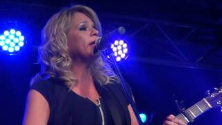 Beccy Cole - Waitress