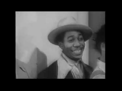 Whitey's Lindy Hoppers (1941)-  Hot Chocolate