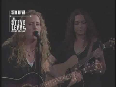 The Betty Fords perform a great song on The Steve Levy Show February 20th, 2009