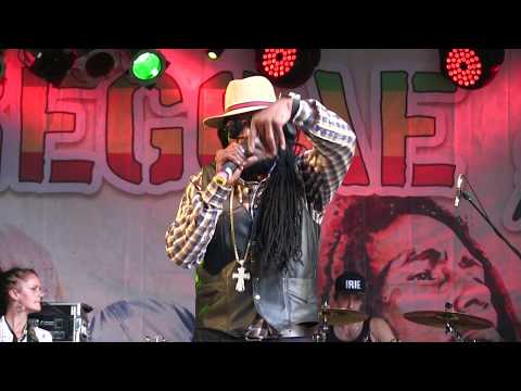 Echo Minott - What The Hell The Police Can Do