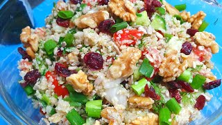 בקלי קלות- סלט ירקות ובורגול (ליהי קרויץ - מטבח בקלי קלות) - התמונה מוצגת ישירות מתוך אתר האינטרנט יוטיוב. זכויות היוצרים בתמונה שייכות ליוצרה. קישור קרדיט למקור התוכן נמצא בתוך דף הסרטון