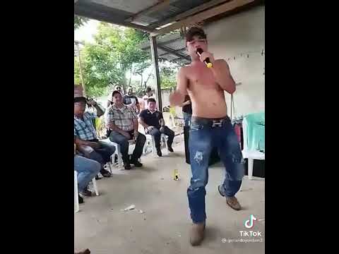 El alacrán de la sierra bien alterado