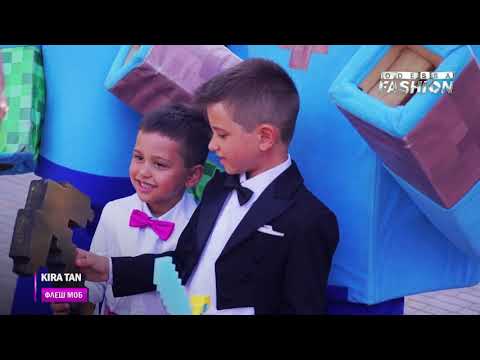 Kira Tan Fashion News No 1 "Fashion Flash Mob by Kira Tan"