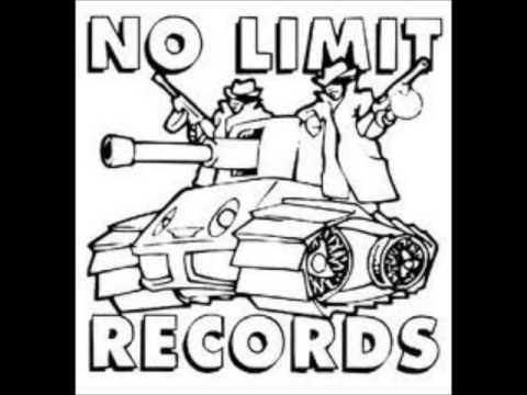 RIP Small V Ft. Quincy  - Den e hood