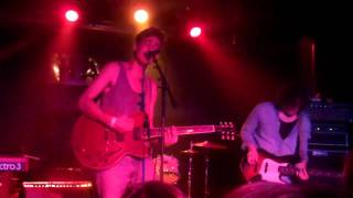 Born Ruffians - &#39;Barnacle Goose&#39;