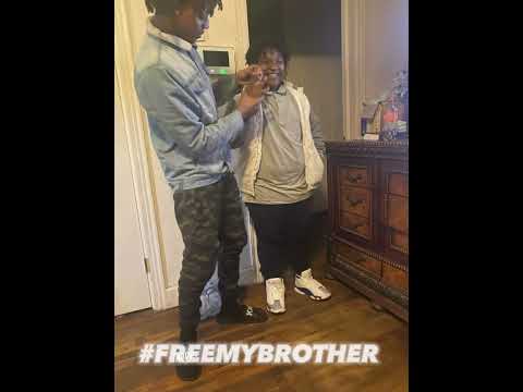 #FREEPLATTEBABYBRAY we locked in 4 life 💙💙💙🧡🧡🧡