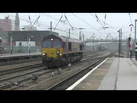 EWS 66040 passing Doncaster