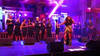 Berget Lewis &amp; ZO! Gospel Choir - Purple Rain (Apeldoorn, 15-9-2017)