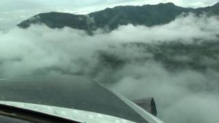 preview picture of video 'Bush Flying - PAC750XL Landing at Pindiu, Papua New Guinea'