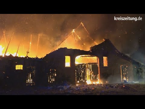 Ganderkesee: Scheune in Flammen