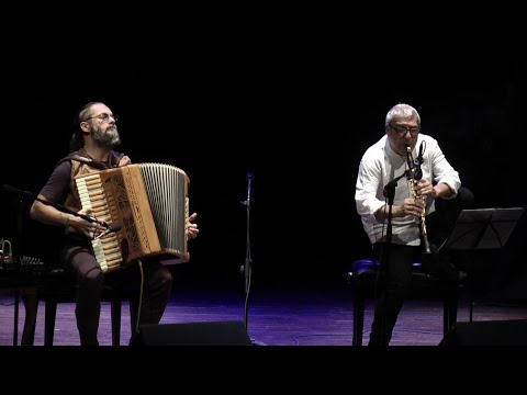 Duo Mirabassi/Zanchini live at Teatro Rossetti (C. Haden: Our Spanish love song)