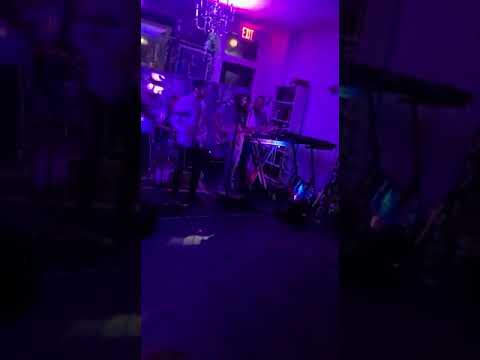 Mendy Weinreb & Band singing his hit song "Halellelu" at the Shlepping Nachas Show at CAY