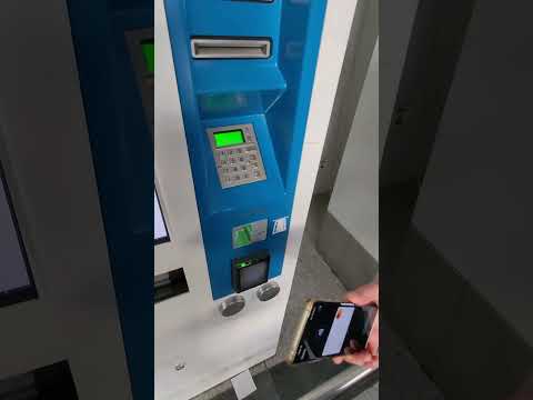 Como comprar uma passagem de metrô no aeroporto de Atenas