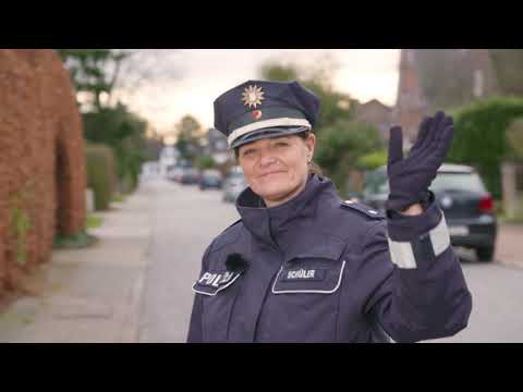 Unsere Polizeiverkehrslehrer erklären (Teil 3): Rechts vor links