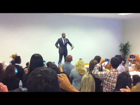 Kanye at FB - "Mama's Boyfriend"