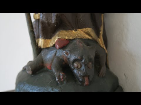 1. Volkskundliche Kennzeichen und Attribute in heiligen Hallen