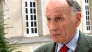 preview picture of video 'Prix Bayeux-Calvados 2014 : entretien avec Jon Randal, président du jury'