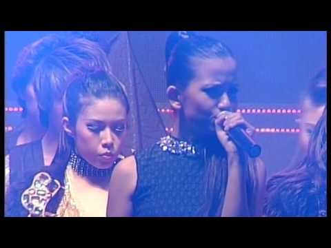 Suki Low - Berdiri (Live)