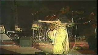 GAL COSTA - O BATER DO TAMBOR (SHOW FESTA DO INTERIOR - 1982)