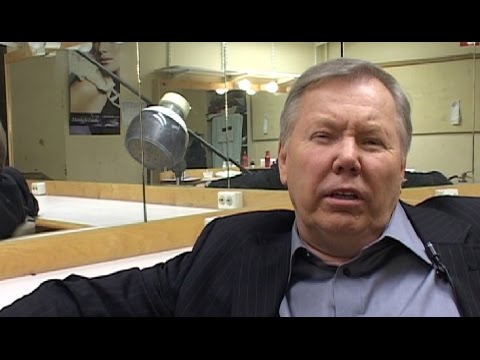 Fråga Bert: Har du pool i vardagsrummet? - Talang (TV4)