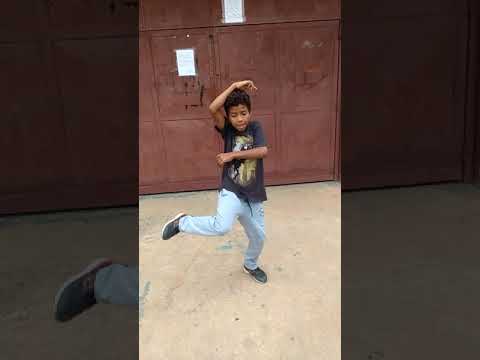 MC Fabinho da OSK, MC MR Bim e MC Alê - De boné pra trás (FC NGWL!!!).