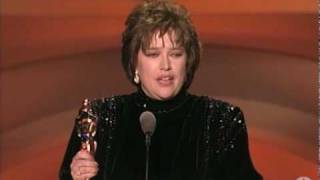 Kathy Bates Wins Best Actress: 1991 Oscars