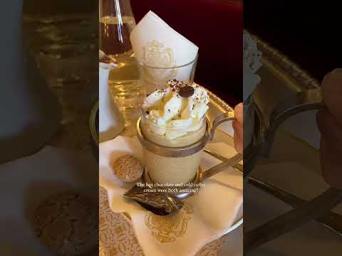 O café mais antigo e mais bonito do mundo. Verifique o Descr para obter detalhes da localização #food #cafe