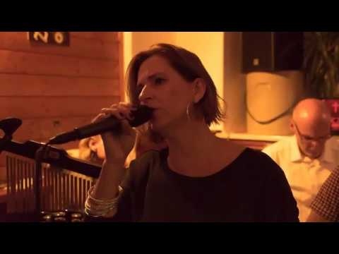 download lagu mp3 mp4 Orange Moon Band, download lagu Orange Moon Band gratis, unduh video klip Orange Moon Band