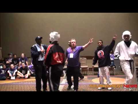 Elias Lemon vs Davie Anderson Mens Fighting at AKA Grand Nationals 2011