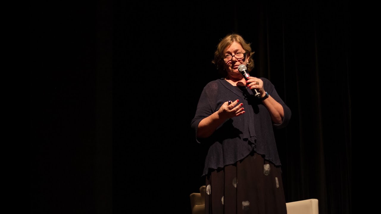 Elisabete França: Habitação Social