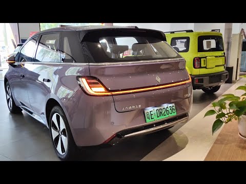 Thumbnail for Baojun Yunduo 2023 in-depth Walkaround by Baojun