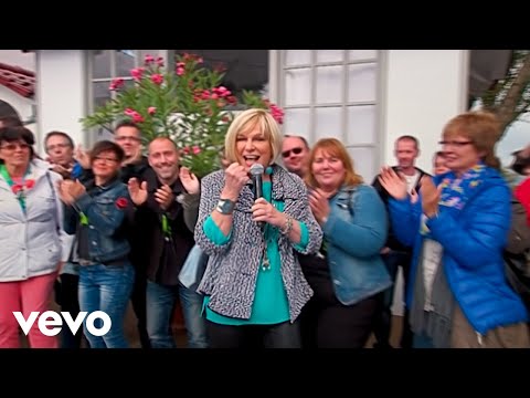 Mary Roos - Entspann dich (ZDF-Fernsehgarten, 06.09.2015)