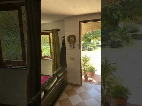 Video de YouTube - Casa en Venta de 2 dormitorios con Parrillero y Jardín en El Pinar, Canelones