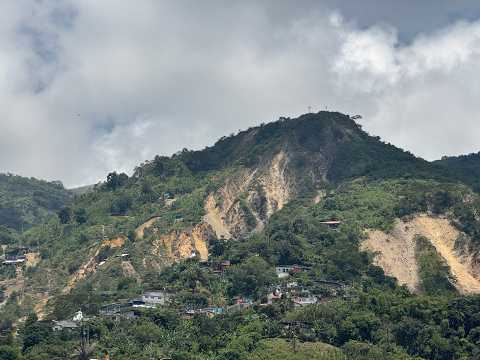 Avances de la formalización minera en el Cerro El Burro, Marmato; Caldas