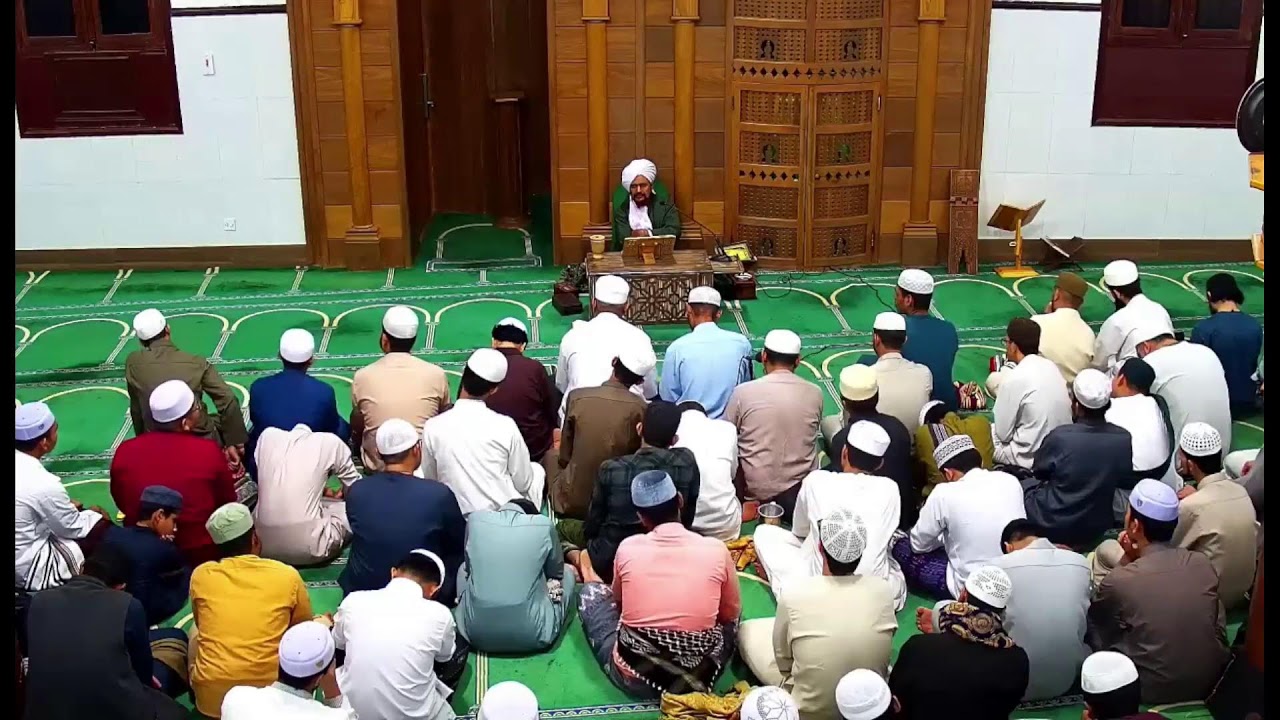 مباشر: إحياء ليلة العيد وختم القرآن الكريم، في دار المصطفى بتريم - ليلة الأرب?