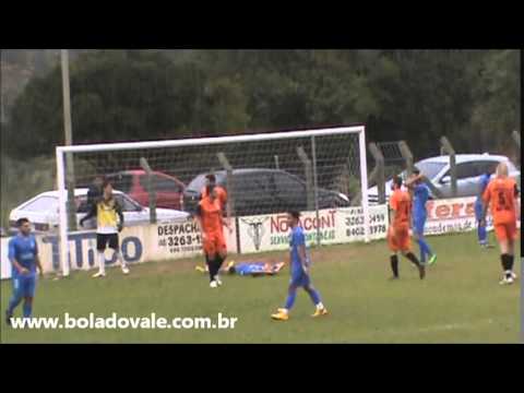 Lances de AV 13 0 x 2 União. 13° Rodada do Campeonato Municipal da Série A de Tijucas 2015