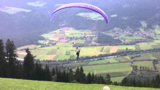 preview picture of video 'Basiscursus Paragliding Greifenburg'
