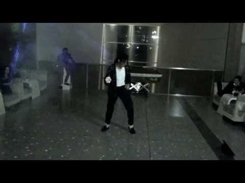 Michael Jackson Impersonator - Billie Jean