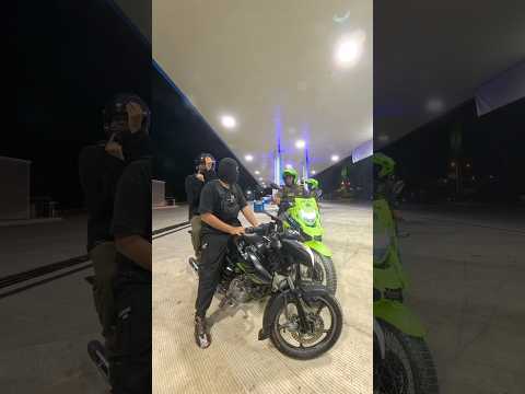 Menos mal estaba la policía