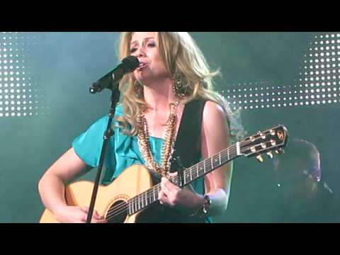 Didi Benami singing Terrified - American Idols Tour 2010- Auburn Hills, Michigan - July 1st, 2010